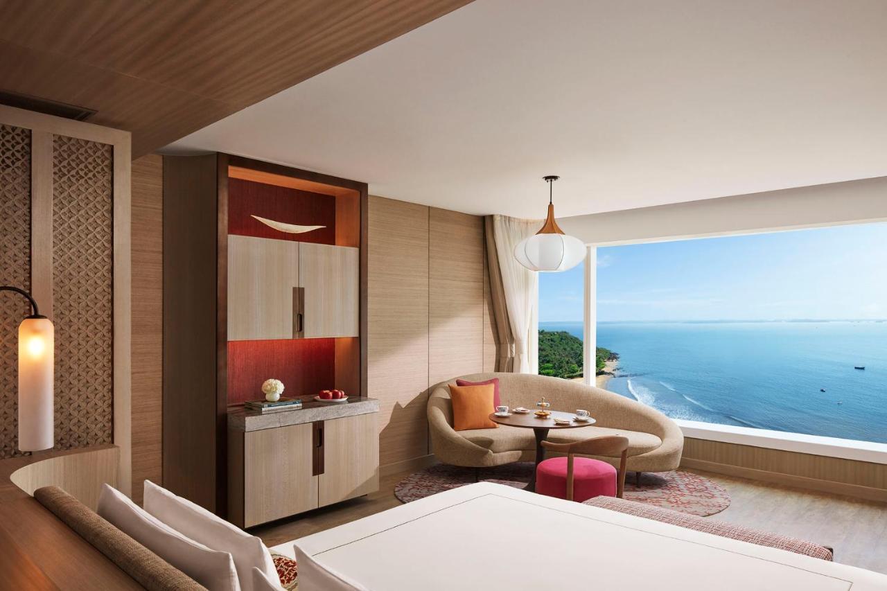 Taj Cidade De Goa Horizon, Goa Panaji Εξωτερικό φωτογραφία A guest room at the hotel